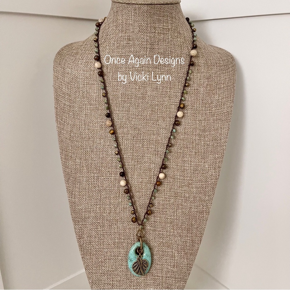 ARTISAN Necklace Stone and Glass Beaded Crocheted Chain with Stone Pendant - Picture 2 of 11